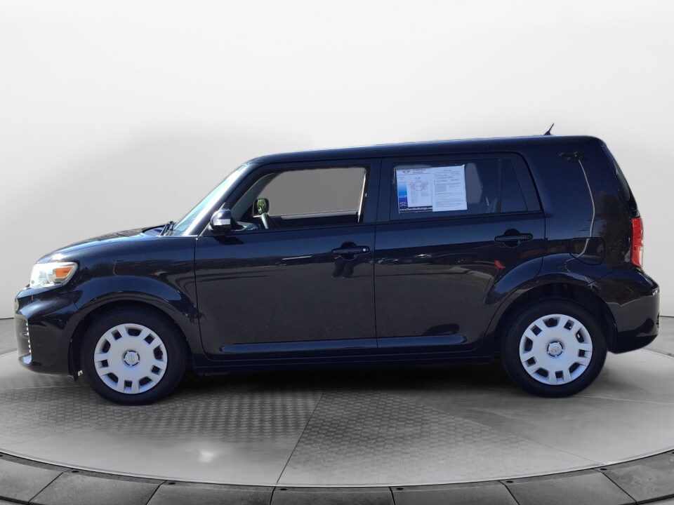 2015 Scion xB Base photo 3