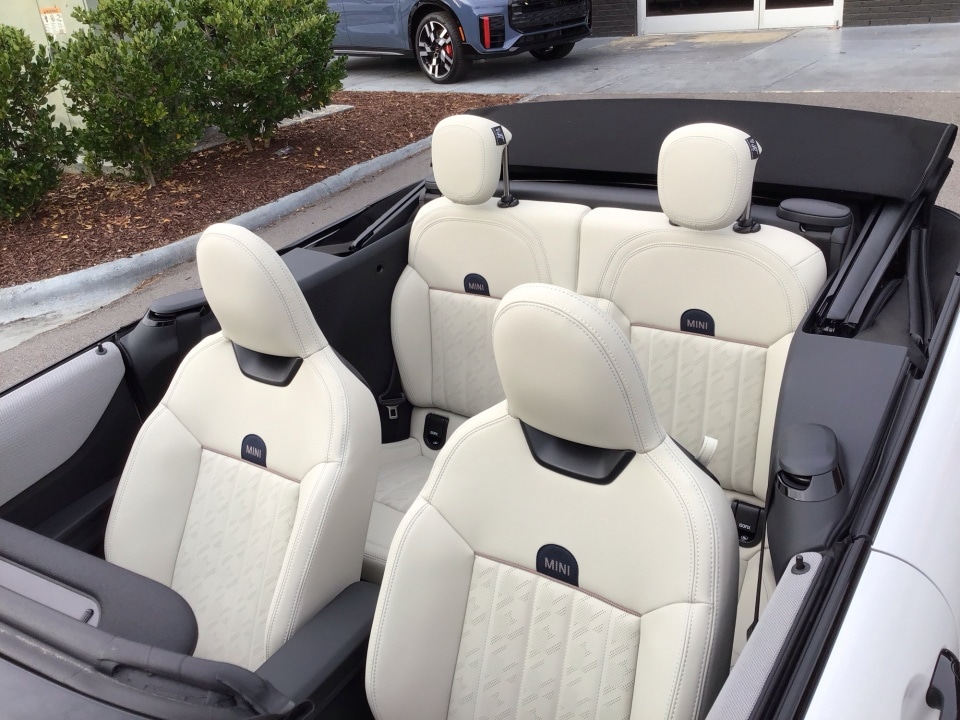 2026 MINI Convertible S - Photo 21