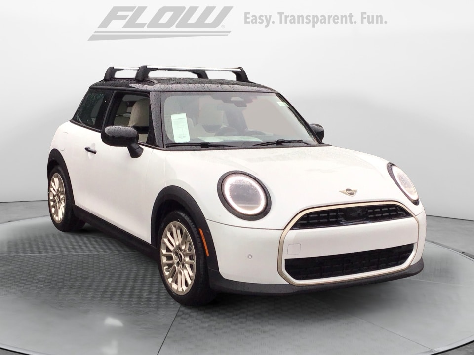2026 MINI Hardtop 2 Door's photo