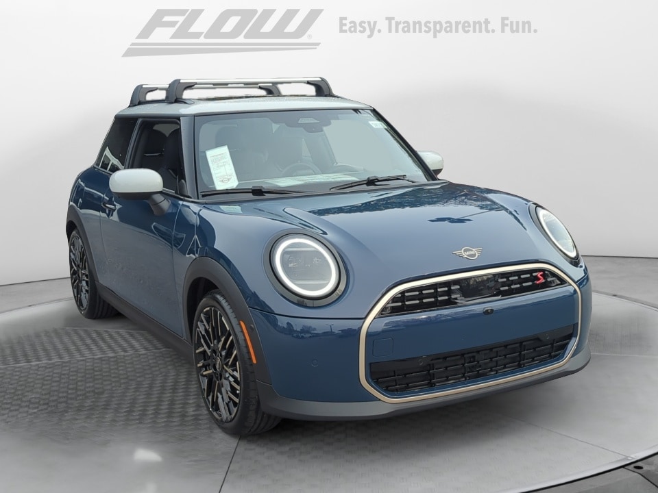 2026 MINI Hardtop 2 Door S's photo