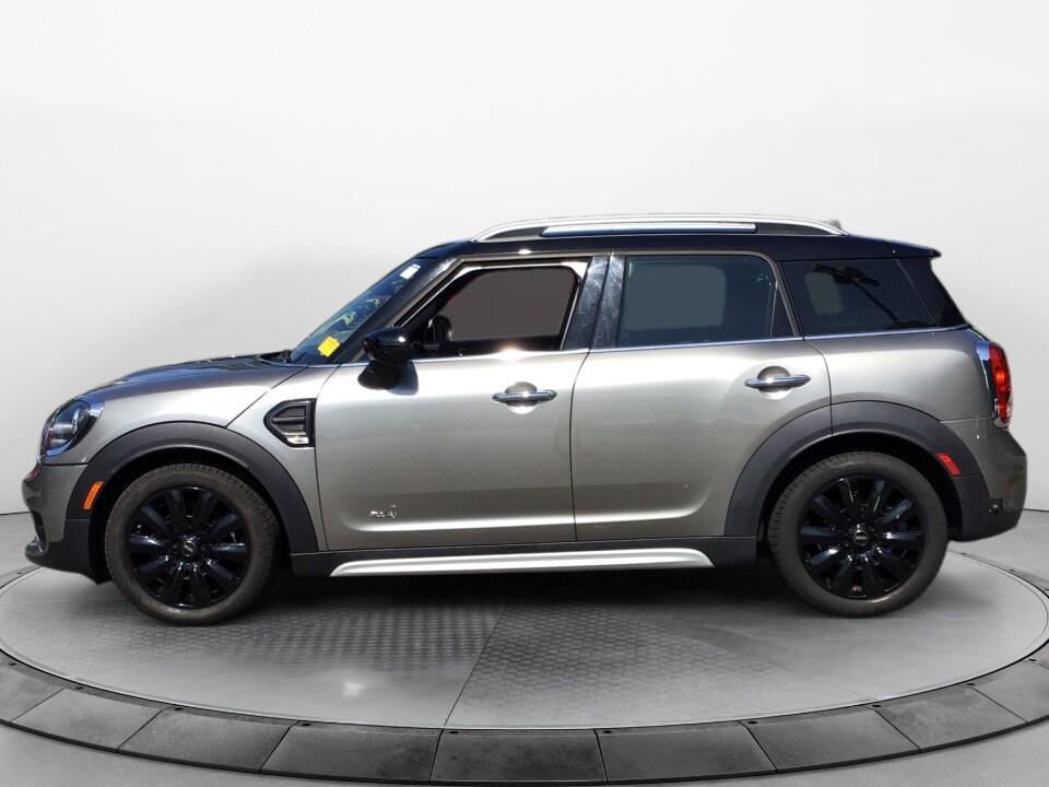 2020 Mini Countryman Oxford Edition photo 3