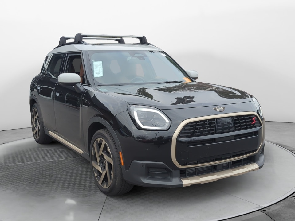 2025 MINI Countryman S's photo
