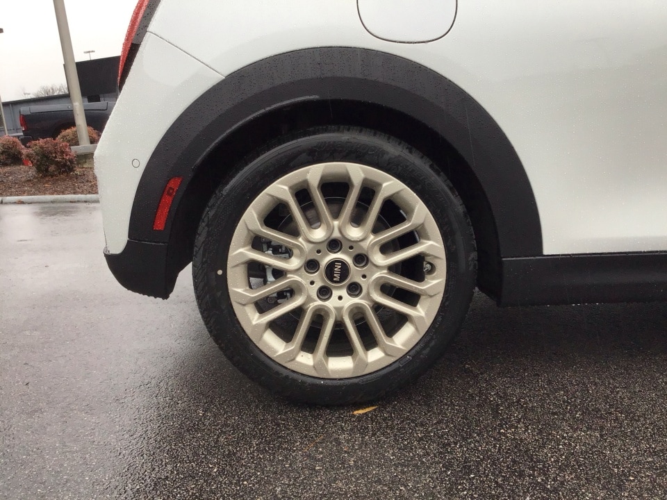 2026 MINI Hardtop 2 Door - Photo 23