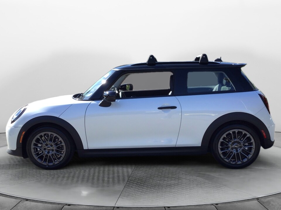 2025 Mini Cooper 2 Door Hardtop S photo 4