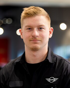 Staff member Hunter Letts from 8b7fff5ca71b