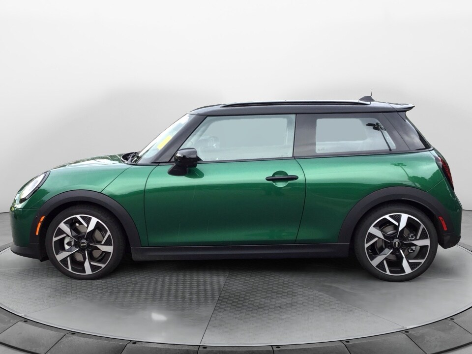2025 Mini Cooper 2 Door Hardtop S photo 4