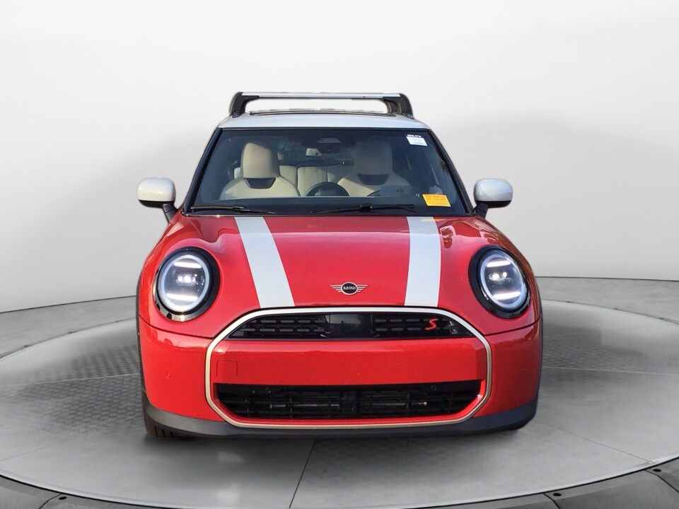 2025 Mini Cooper Hardtop S photo 2