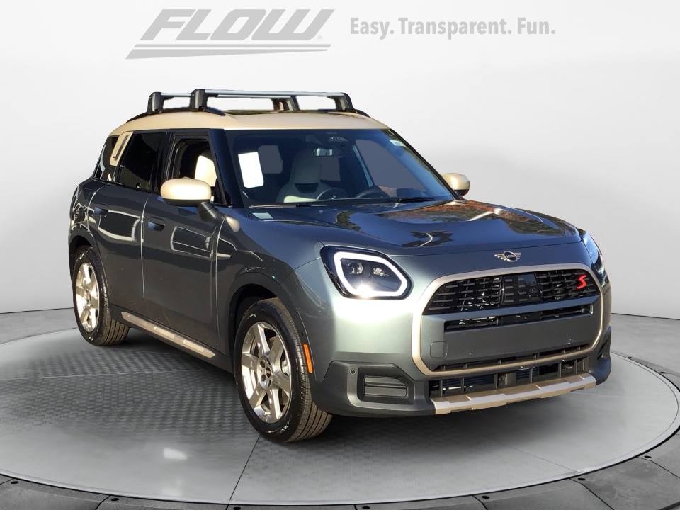 2026 MINI Countryman S's photo