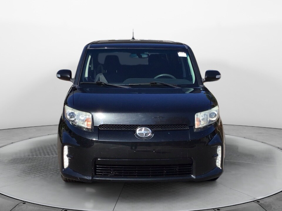 2015 Scion xB Base photo 2