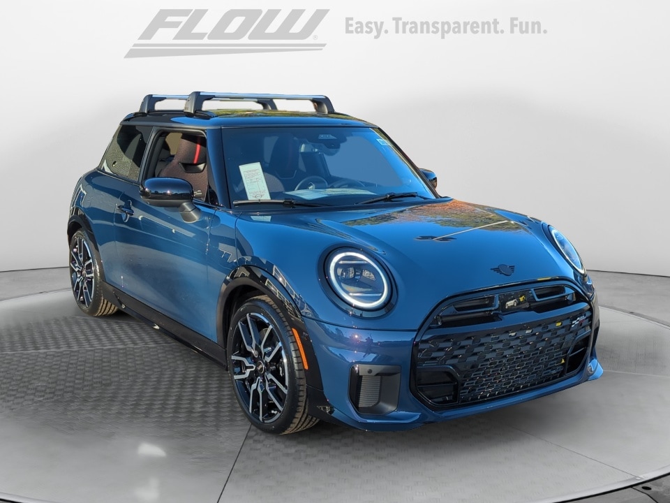 2026 MINI Hardtop 2 Door S's photo