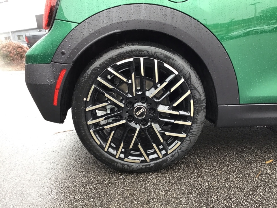 2026 MINI Convertible S - Photo 23