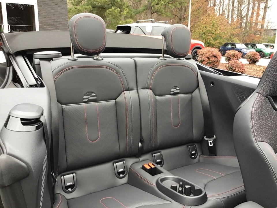 2026 MINI Convertible S - Photo 29