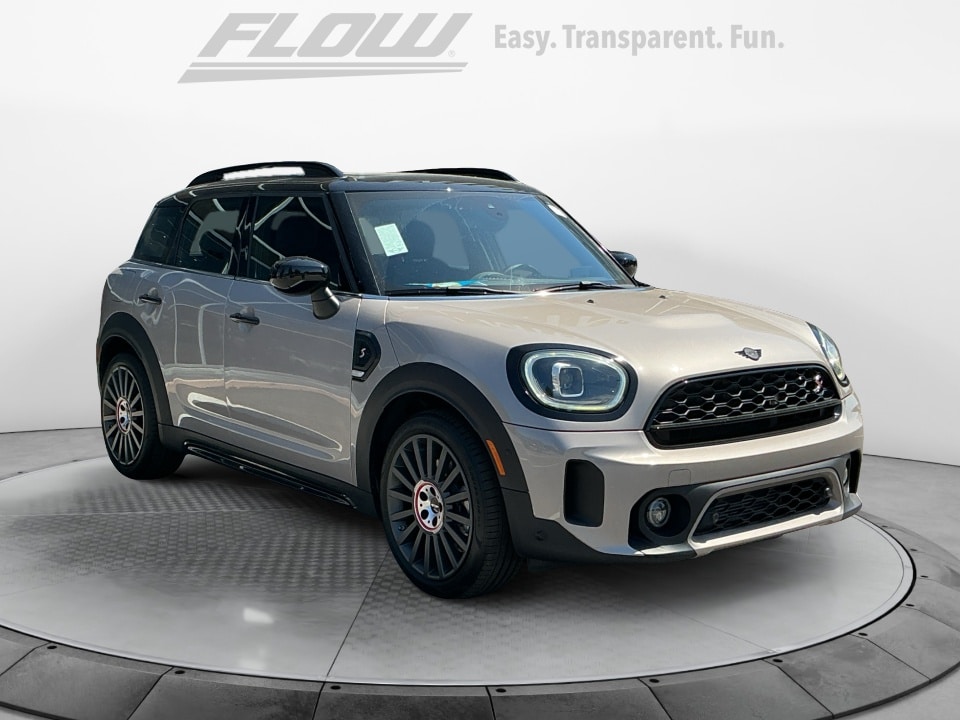 2024 MINI Countryman Cooper S's photo