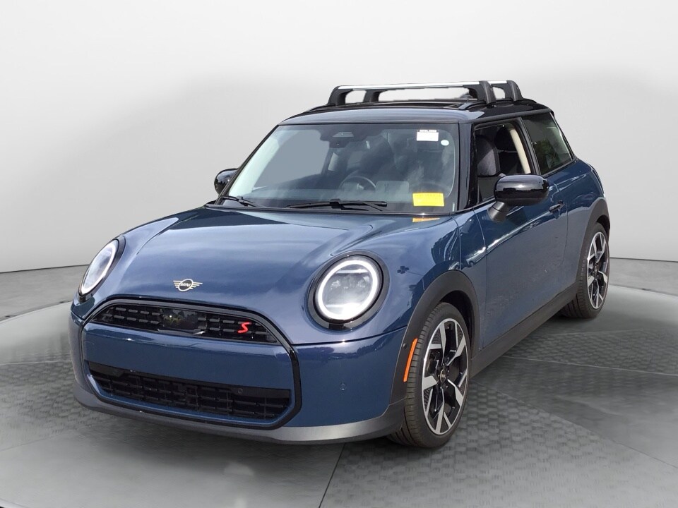 2025 Mini Cooper Hardtop S photo 3