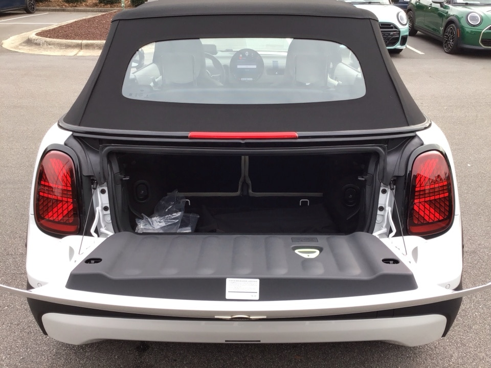 2026 MINI Convertible S - Photo 15