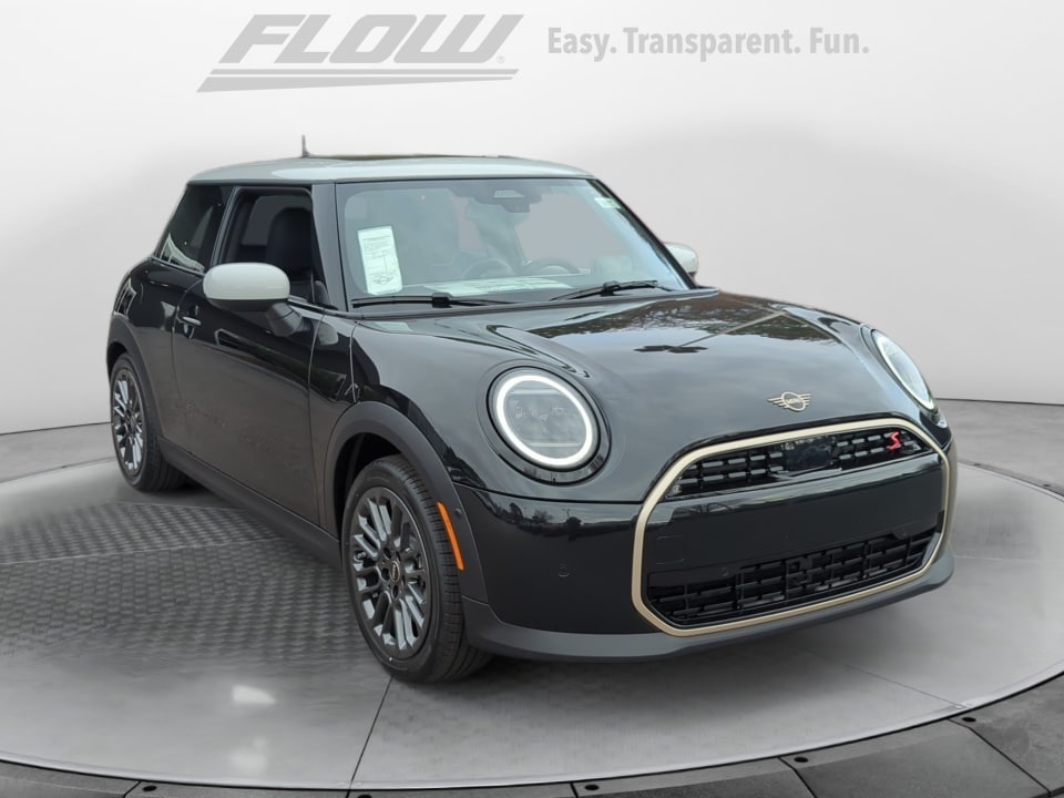 2026 MINI Hardtop 2 Door S's photo