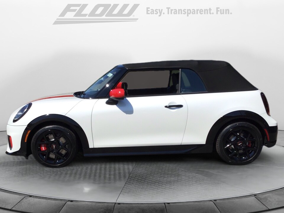2026 Mini Cooper Convertible Iconic photo 4