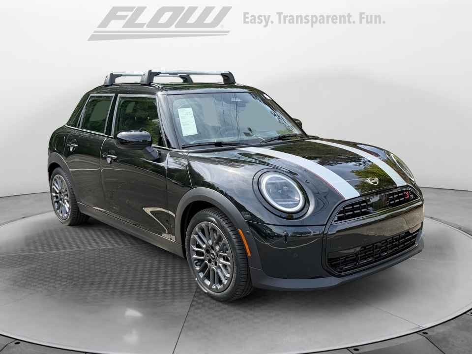 2026 MINI Hardtop Cooper S's photo