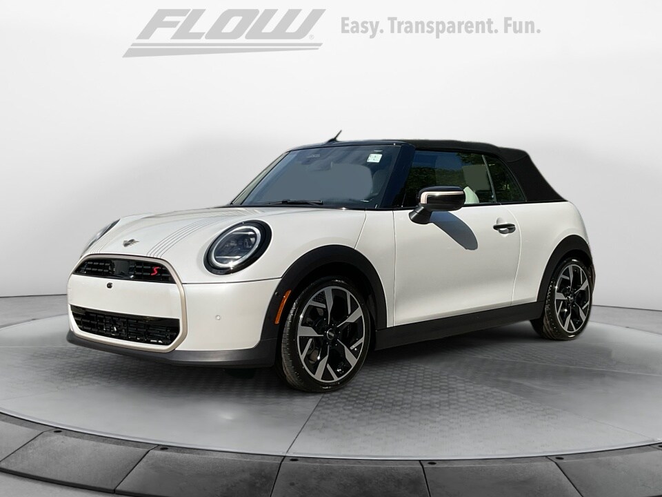 2025 Mini Cooper Convertible Iconic photo 3