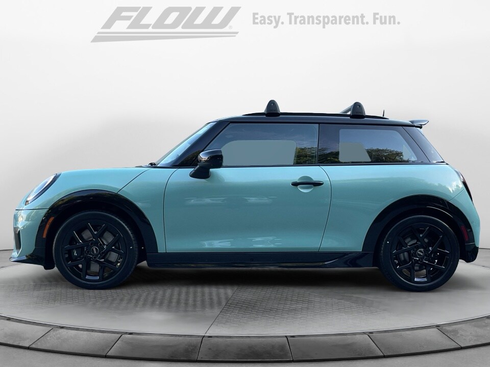 2026 Mini Cooper S 2 Door Iconic photo 4