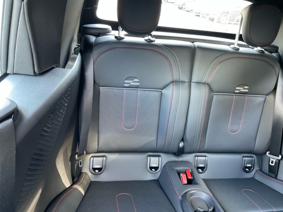2026 MINI Convertible S - Photo 29