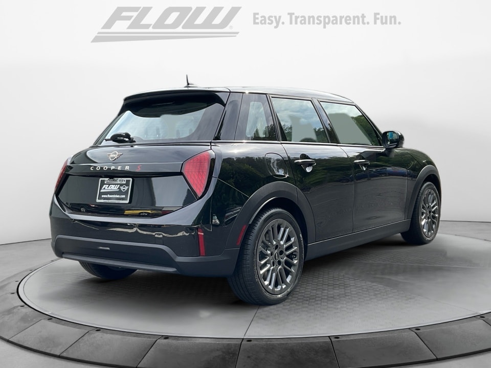 2026 MINI Hardtop 4 Door S - Photo 7