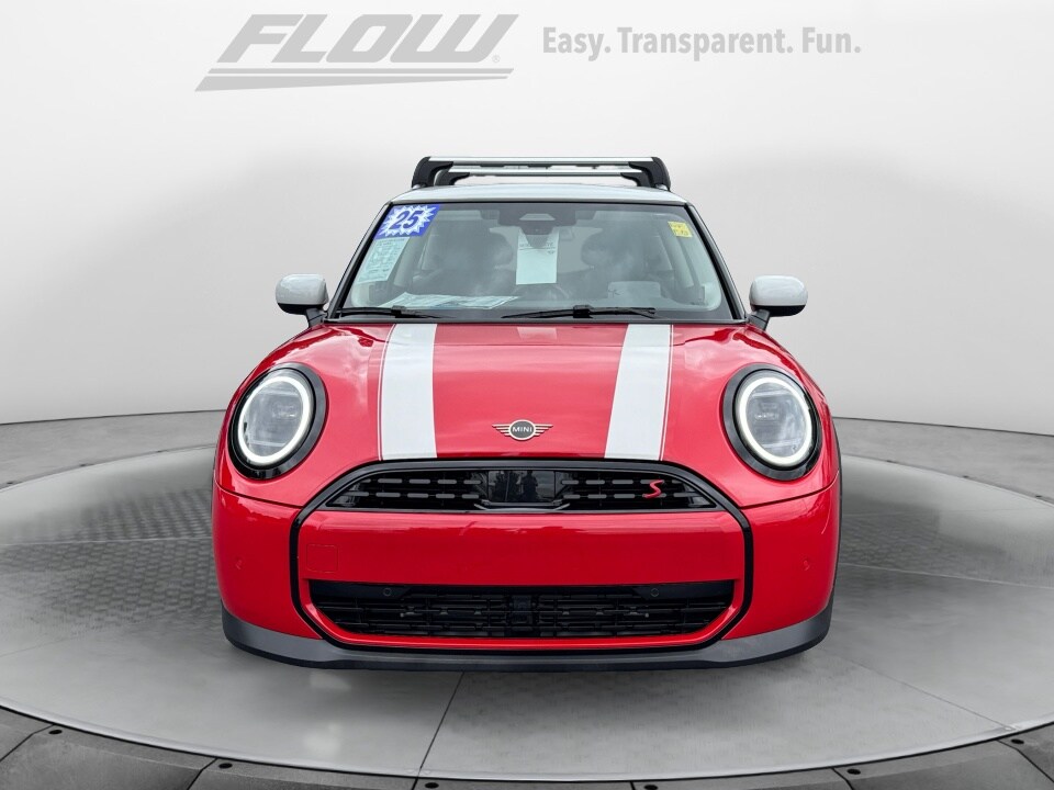 2025 Mini Cooper Hardtop S photo 2