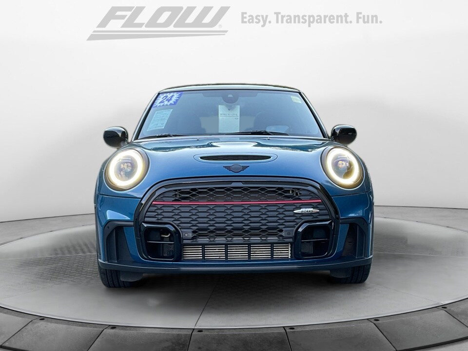2024 Mini Cooper Hardtop John Cooper Works photo 2