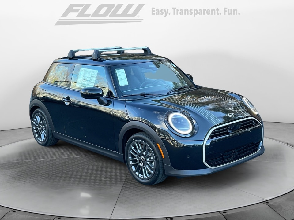 2026 MINI Hardtop 2 Door's photo