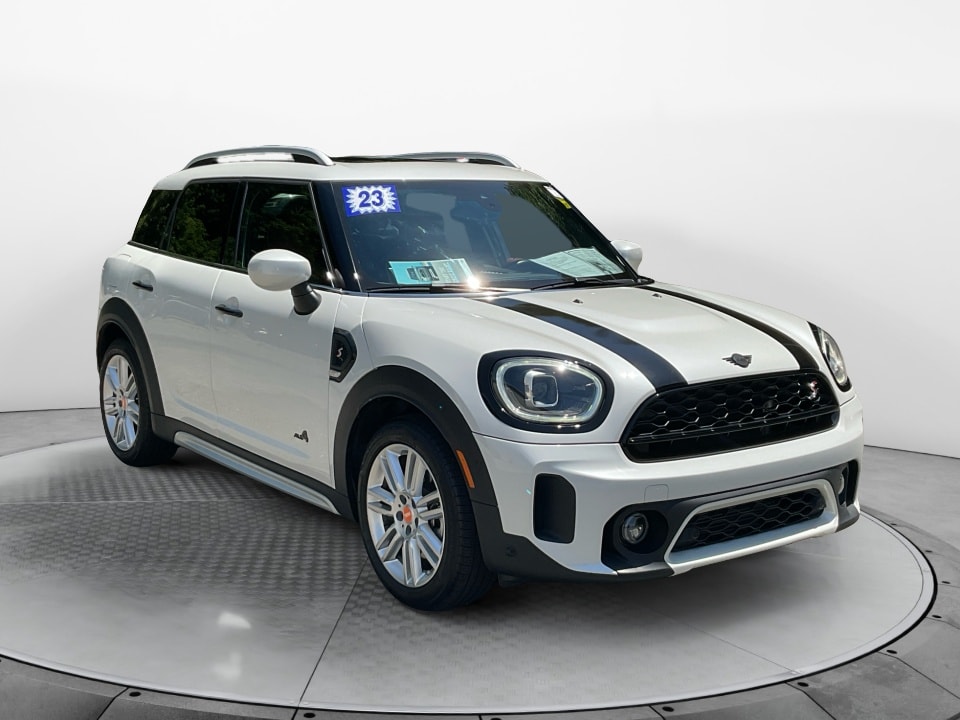 2023 MINI Countryman S ALL4's photo