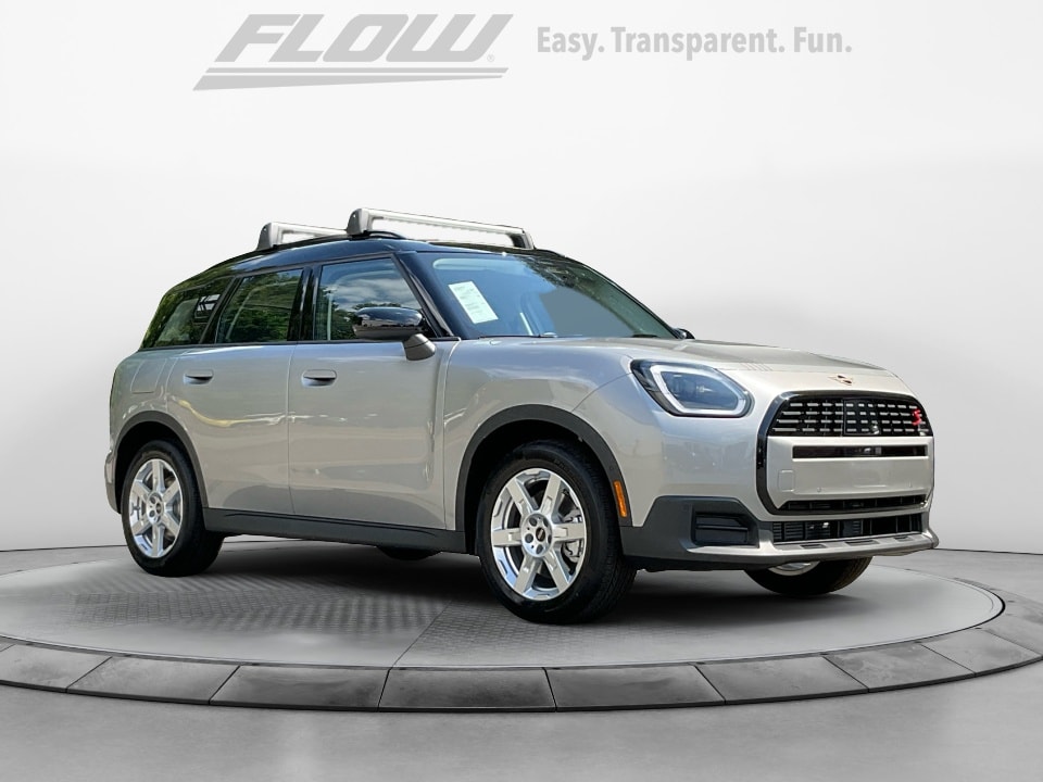 2025 MINI Countryman S's photo