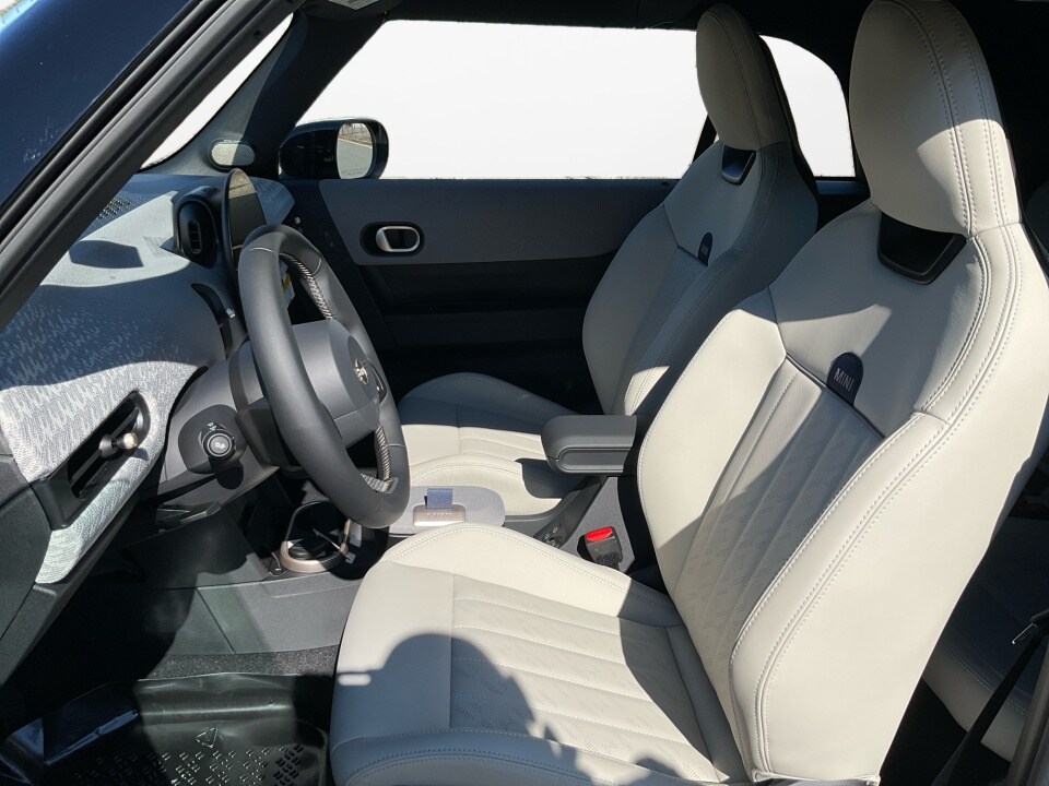 2026 MINI Convertible S - Photo 9