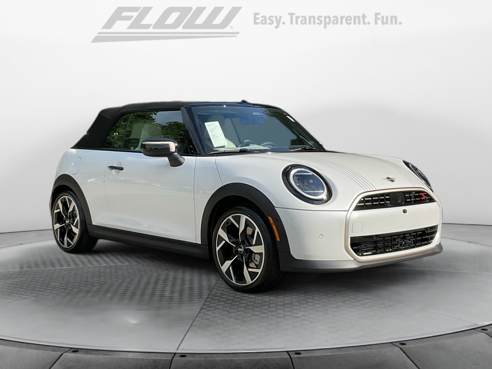 2025 MINI Convertible S's photo