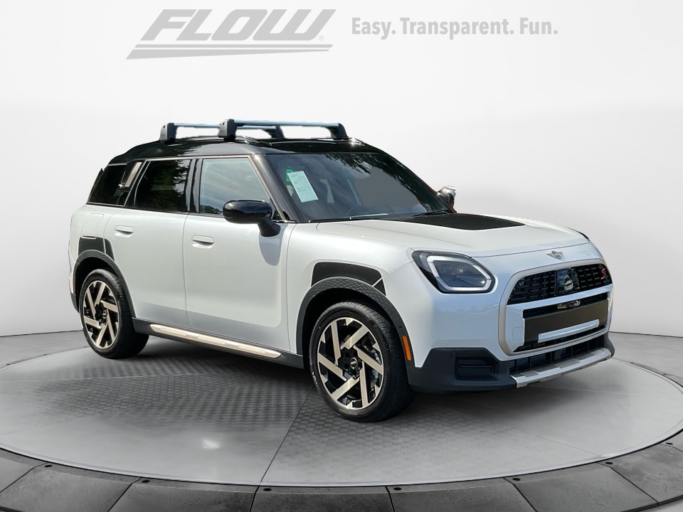 2025 MINI Countryman S's photo