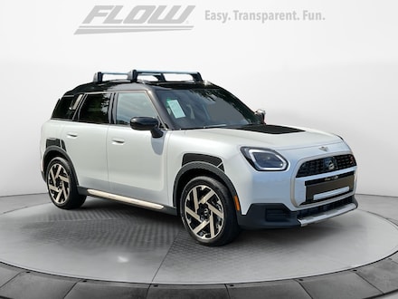 2025 MINI Countryman Iconic SUV