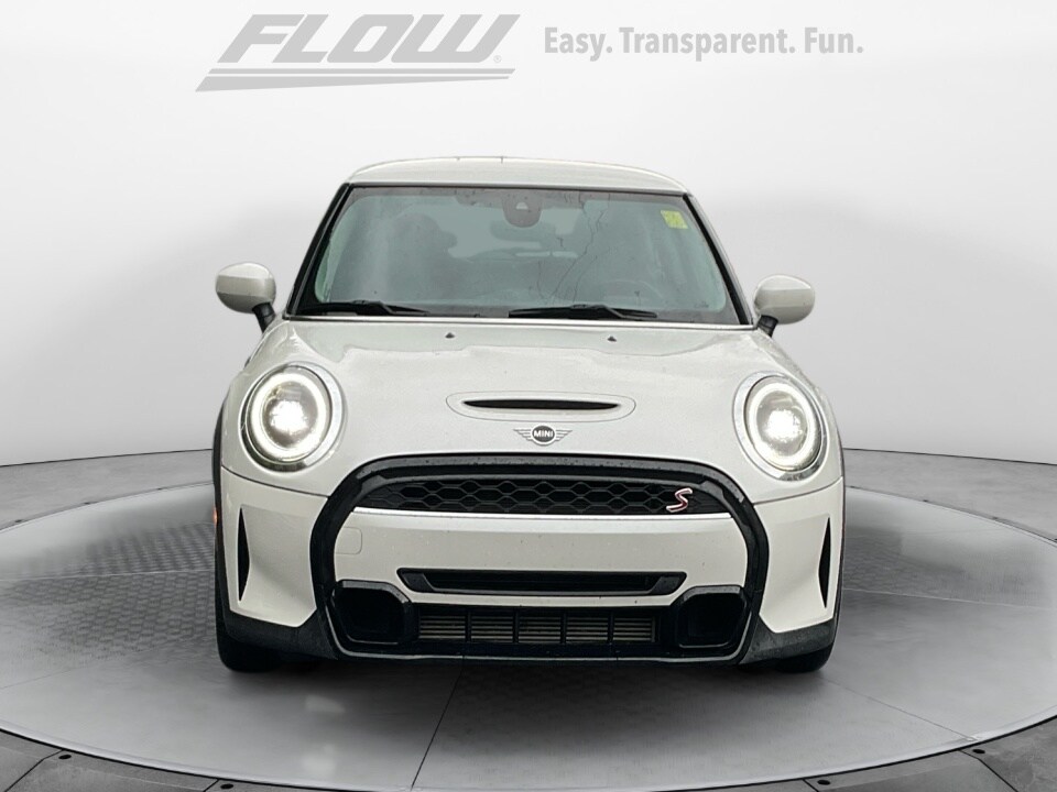 2024 Mini Cooper Hardtop S photo 2
