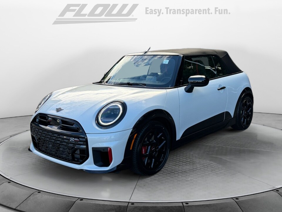 2026 Mini Cooper Convertible Iconic photo 3