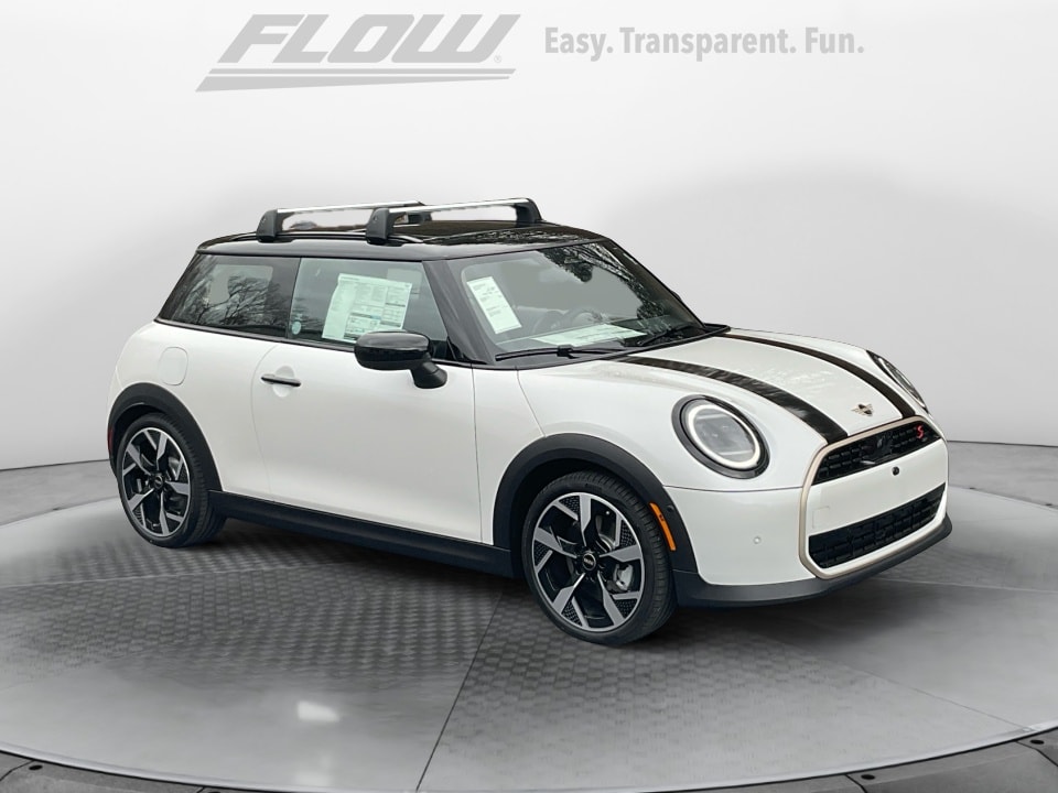 2026 MINI Hardtop 2 Door S's photo