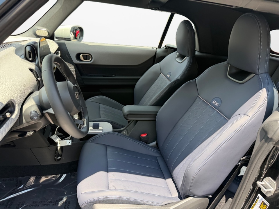 2026 MINI Convertible Base - Photo 9