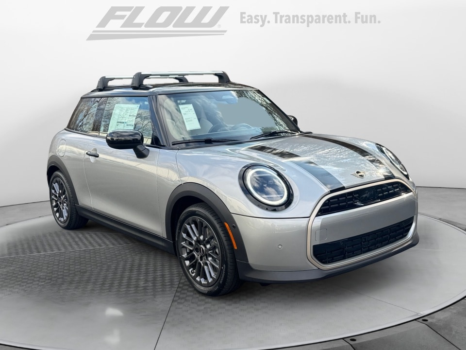 2026 MINI Hardtop 2 Door's photo