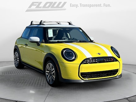 2025 MINI Hardtop 2 Door Signature Plus Hatchback