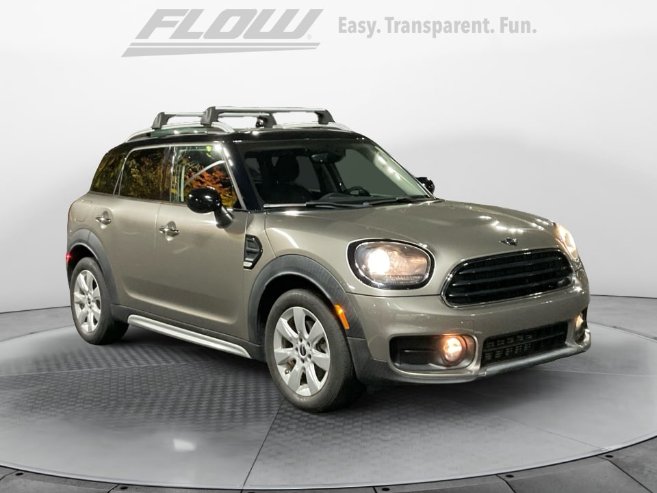 2018 MINI Countryman Base's photo