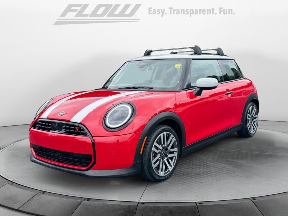 2025 Mini Cooper Hardtop S photo 3