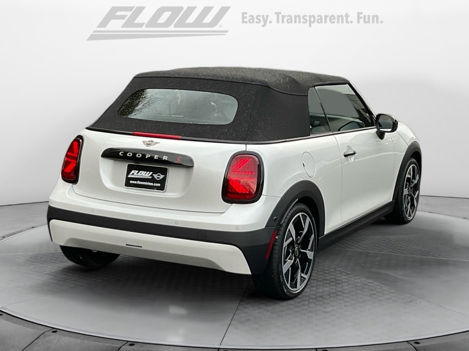 2026 MINI Convertible S - Photo 7