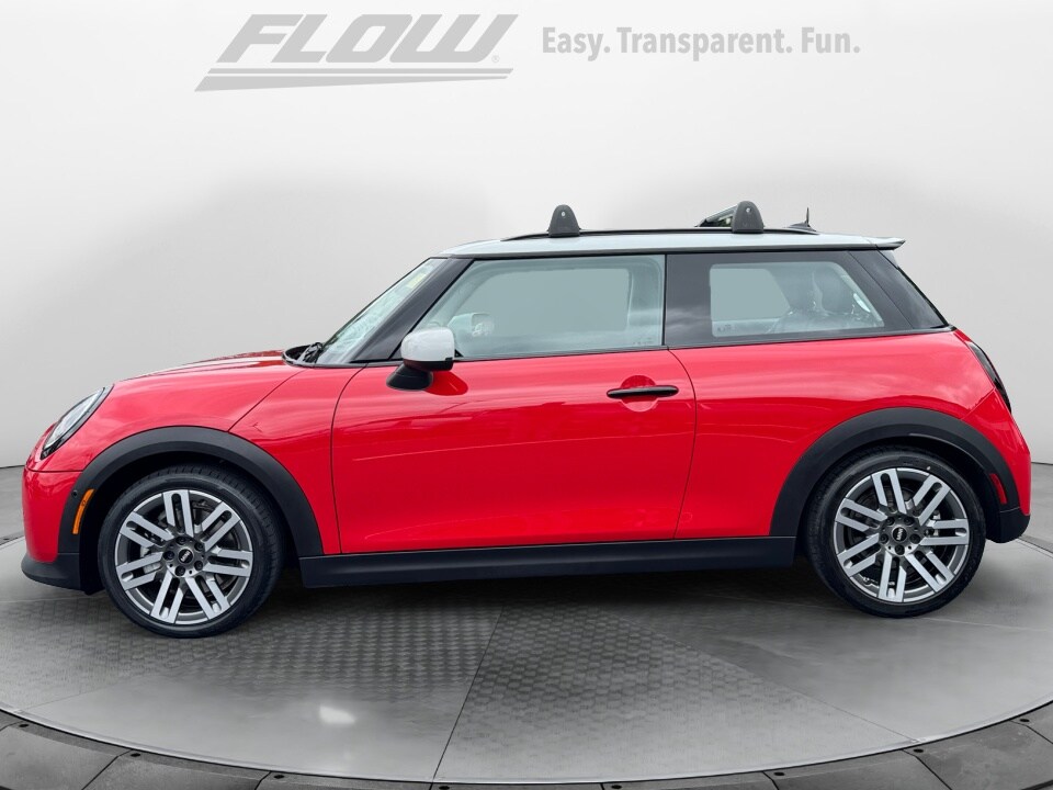 2025 Mini Cooper Hardtop S photo 4