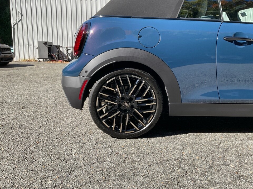 2026 MINI Convertible S - Photo 23