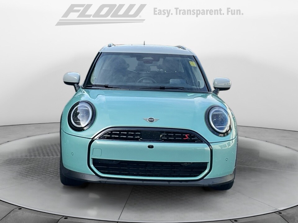 2025 Mini Cooper 4 Door Hardtop S photo 2