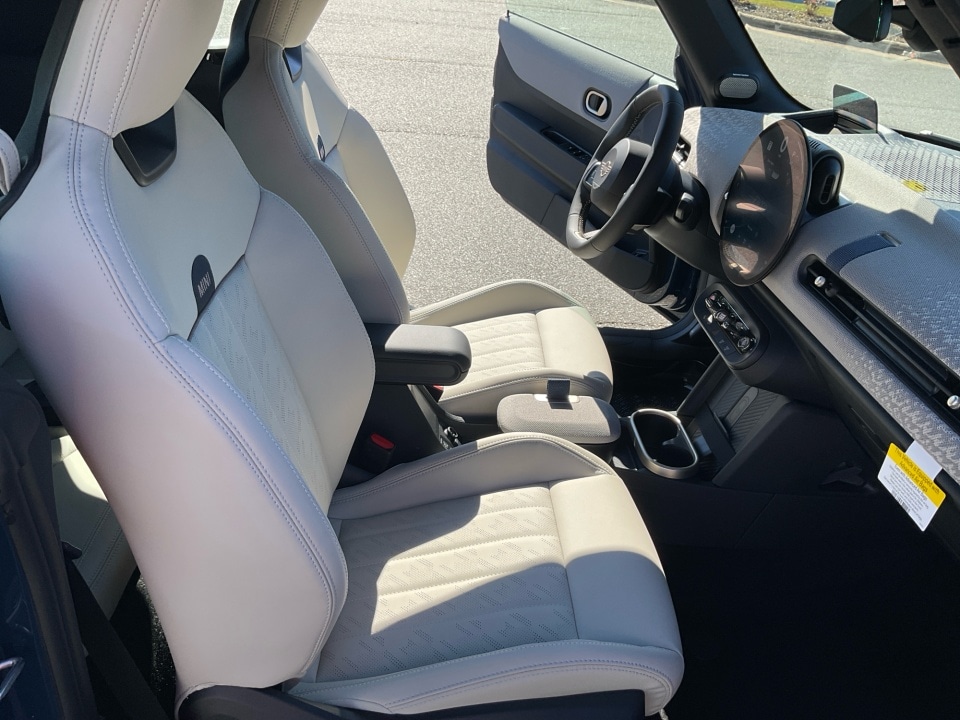 2026 MINI Convertible S - Photo 28