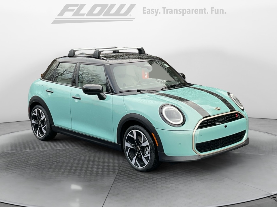 2026 MINI Hardtop 4 Door S's photo
