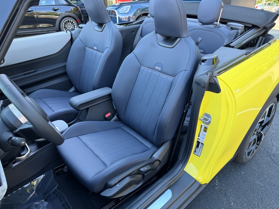 2026 MINI Convertible S - Photo 30